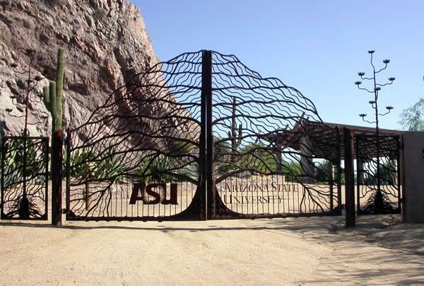Desert Arboretum Park gates